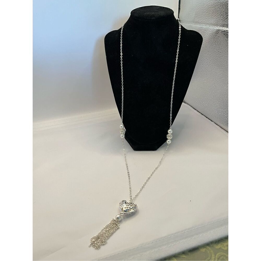 Kim Rogers Inspire Long Filigree Heart and Faux Pearl Necklace NWT